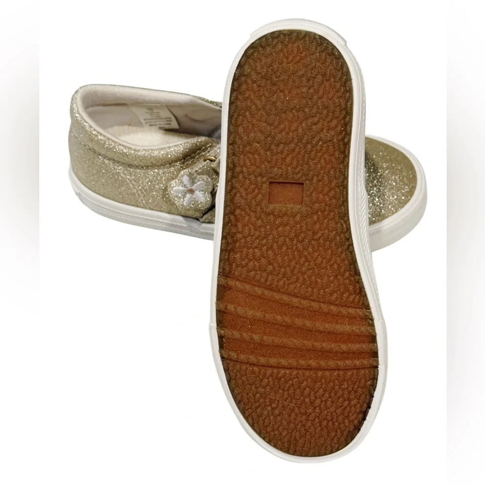 Cupcakes & Cashmere Gold Sparkly shoes